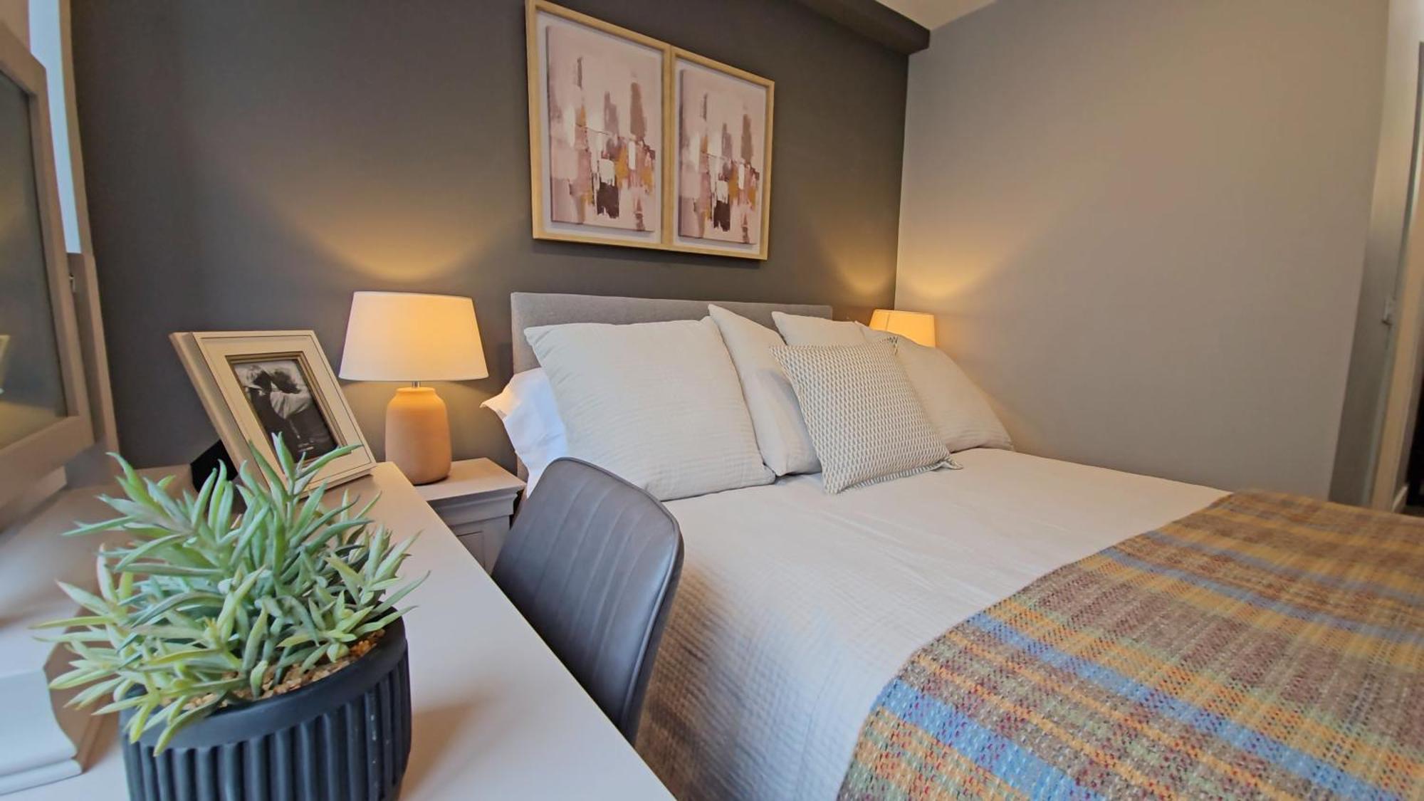 Madison House Aparthotel Голуей Екстериор снимка