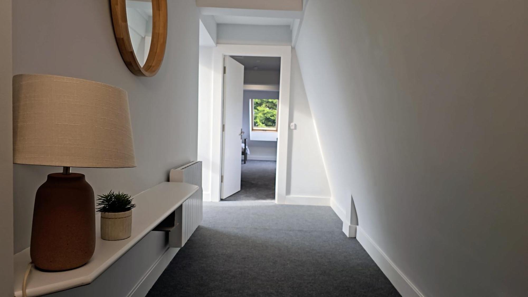 Madison House Aparthotel Голуей Екстериор снимка
